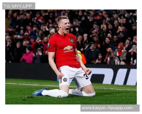 阿贾克斯有意租借曼联中场乌加特小布林德成备选方案