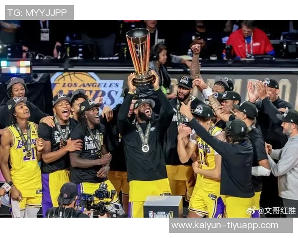 科尔称勇士阵容深度出色多人能挺身而出更像步行者而非雷霆